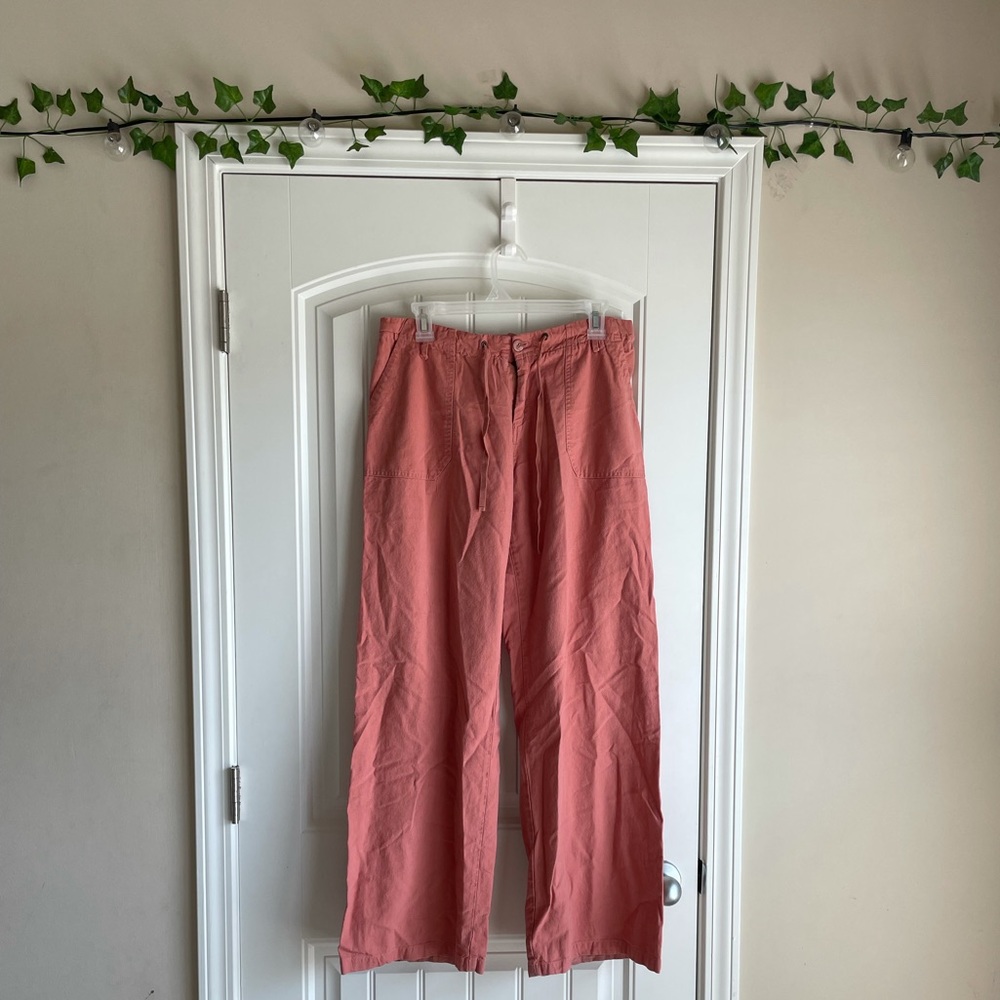 Wide leg pants